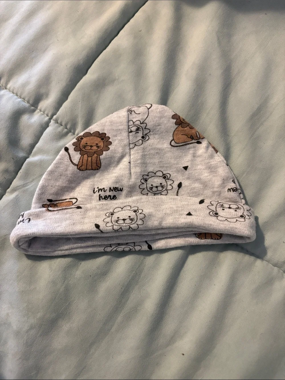 Baby Lion Print Cotton Beanie - White & Brown